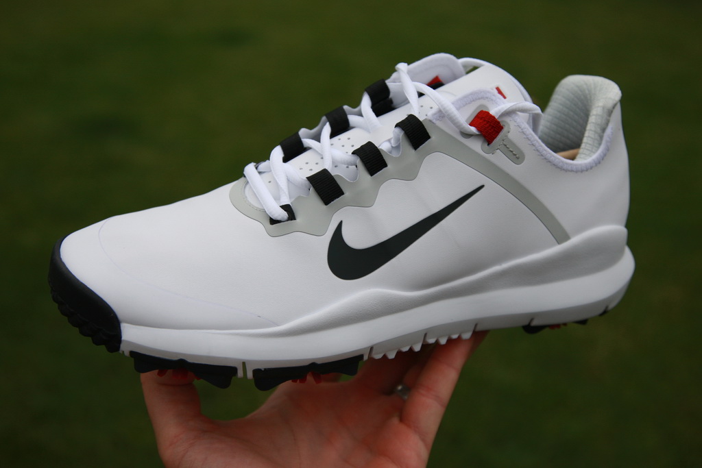 Banquete cortesía incompleto Tiger Woods New Shoe- Nike FREE Review – GolfWRX