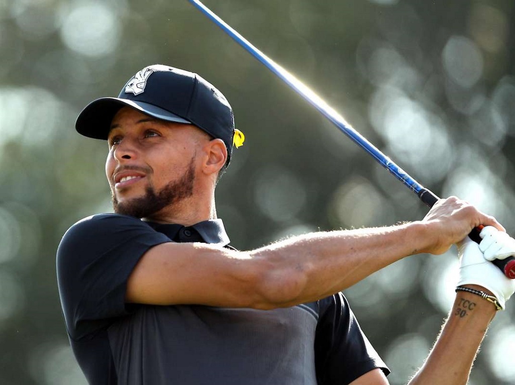 Stephen Curry impresses in his pro golf debut at Ellie Mae Classic