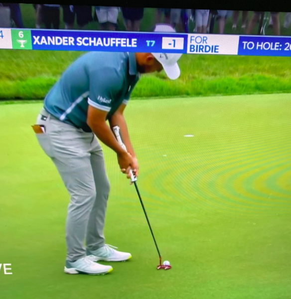 Xander Schauffele switches to armlock putter…despite wanting the method